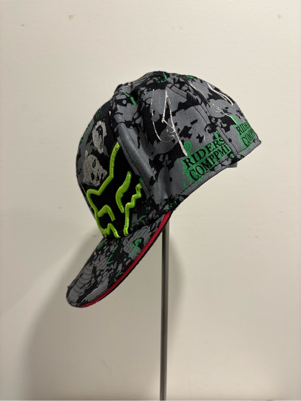 Y2K Fox Racing Fitted Hat Cap all over print 7 1/8 - Picture 2 of 6